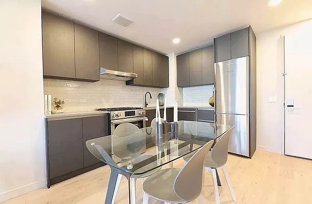 Rented by DALLAL | media 15