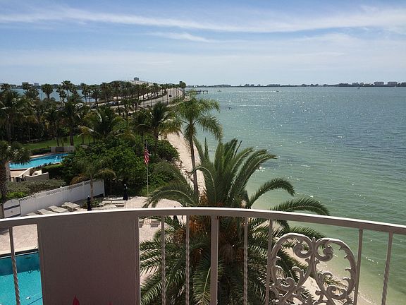 4th image of 37 Sunset Dr APT 43