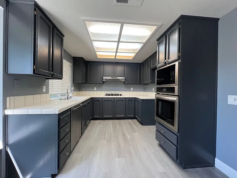 128 Ferrera Dr — Photo 8