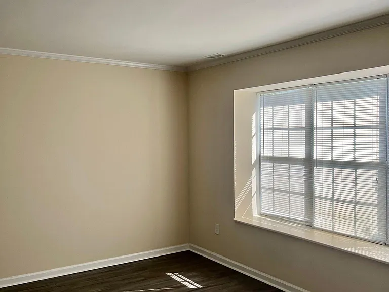 1213 Fairway Ter — Photo 2