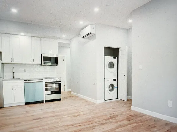 75 Woodbine Street image 1 of 7