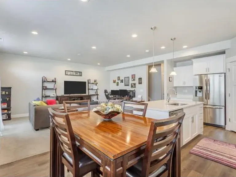 4530 Stone Creek Rd — Photo 3