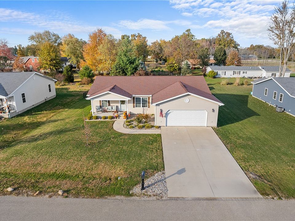 1st image of 104 Thomas Dr