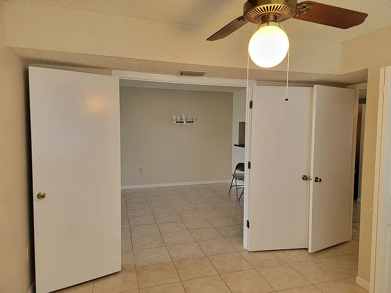 2424 W Tampa Bay Blvd #M201 — Photo 17