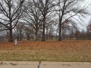 13 Sawgrass Dr, Coal Valley, IL 61240