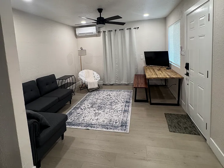 760 Arden Way #B — Photo 3