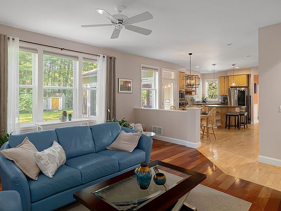 4th image of 49 Sydney Drive