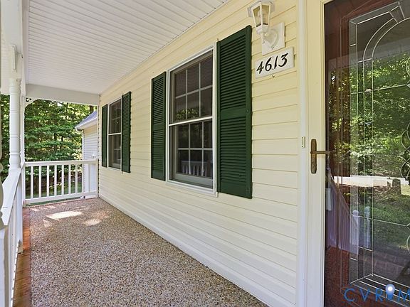 4th image of 4613 Massena Dr