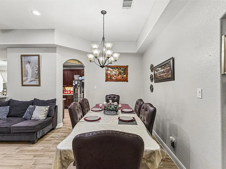 267 Freeman Blvd — Photo 8