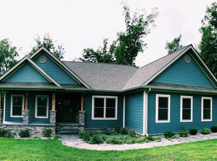 200 Bluff View Dr, Crossville, TN 38571