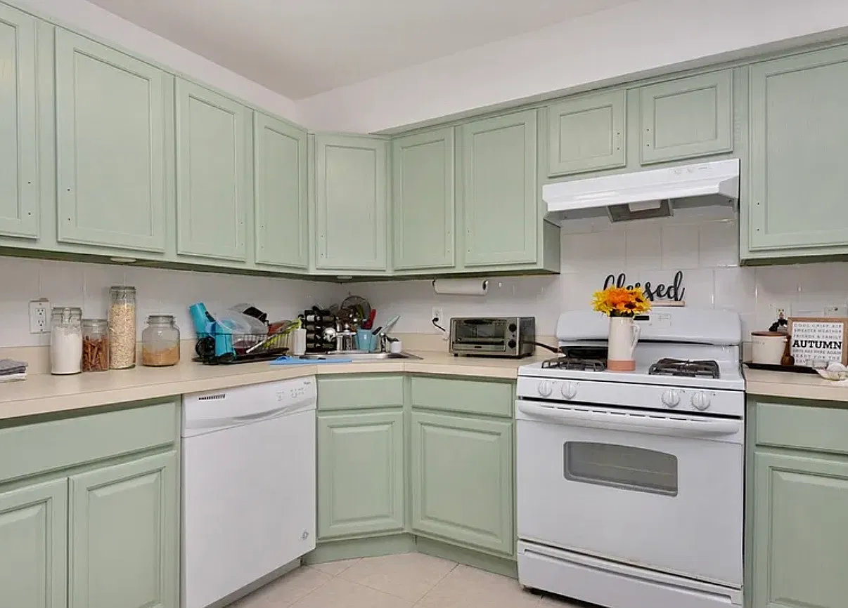 2 bed, 1200 sqft, $2,800 — Photo 1