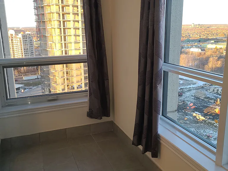 9085 Jane St #Penthouse 3 — Photo 19