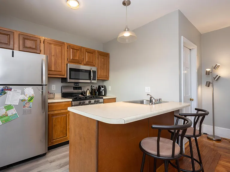 47 Shaw St #B — Photo 3