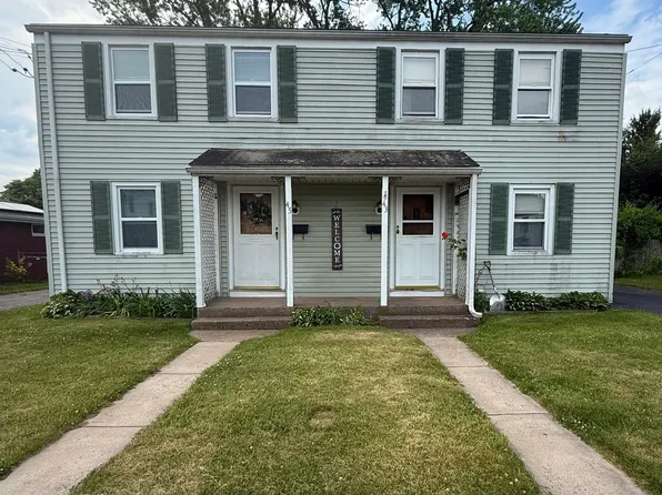 43 Pioneer Cir, Manchester, CT 06040