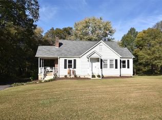 304 N Spring Ave, Newton, NC 28658