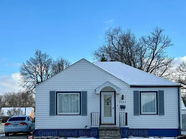 2503 W 1st St, Grand Island, NE 68803