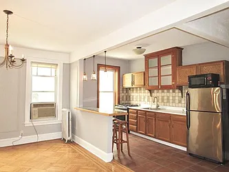 Rented by Zikos Realty Services