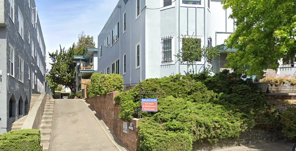Building Photo - Van Dyke Apartments