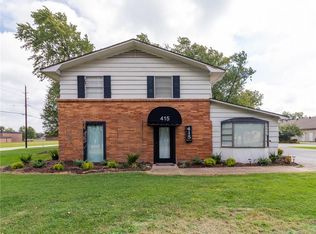 415 N Dixieland Rd, Rogers, AR 72756