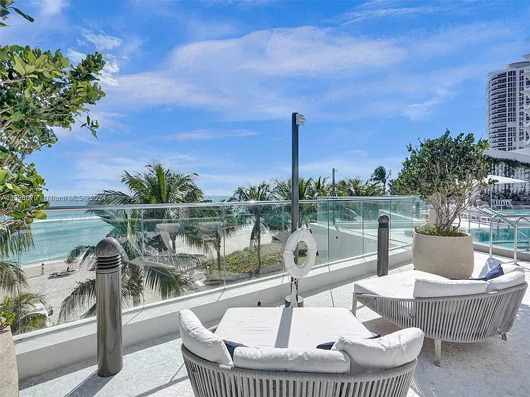 17001 Collins Ave #4204 — Photo 28