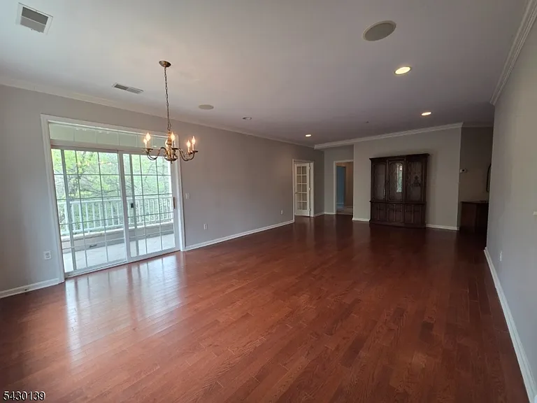 1310 Bush Cir — Photo 10