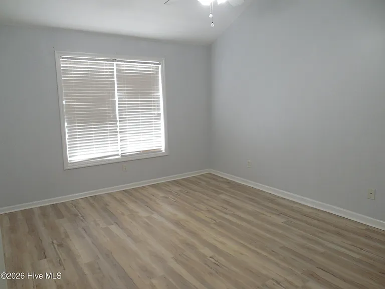 420 Northrop Pl — Photo 5
