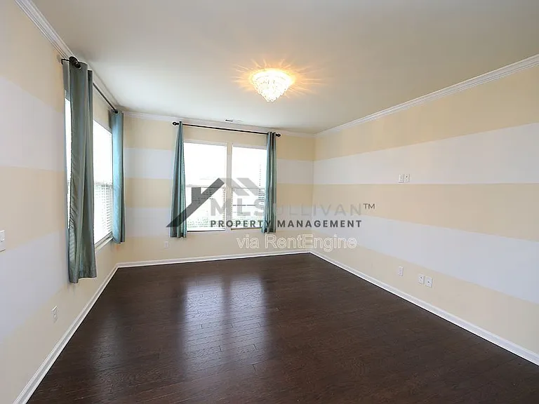 200 Mount Evans Dr — Photo 3