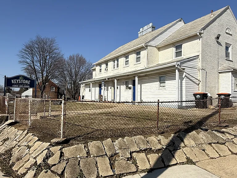 1104 Pine Ln #1 — Photo 10