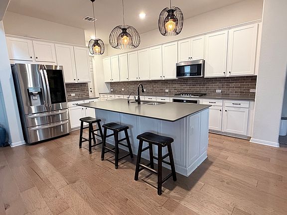 Open Kitchen.