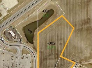 Hawthorne Dr, Charleston, IL 61920