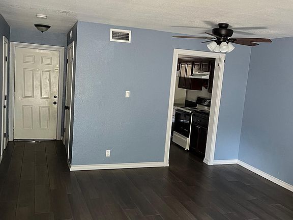 3rd image of 2304 Shidler Dr APT 61