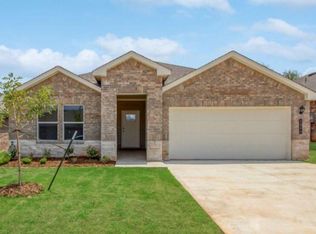 2800 Stormy St, Yukon, OK 73099