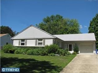 403 Saratoga Dr, Cherry Hill, NJ 08002