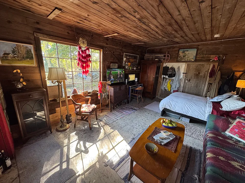 16218 Vashon Hwy SW #C