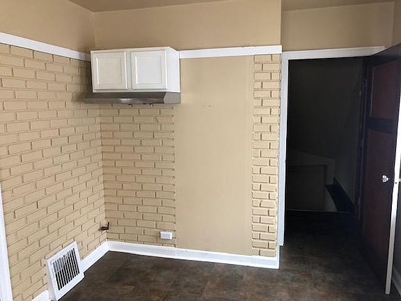 4th image of 4309 N 48th St