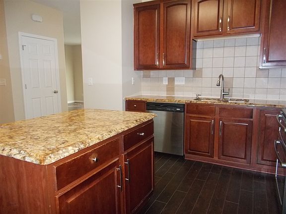 5th image of 7305 Stillbrook Bend Ct