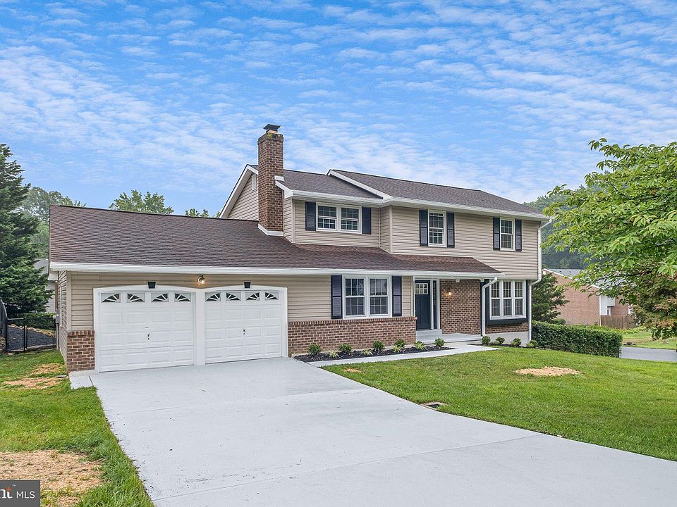 1st image of 1 Butternut Ln