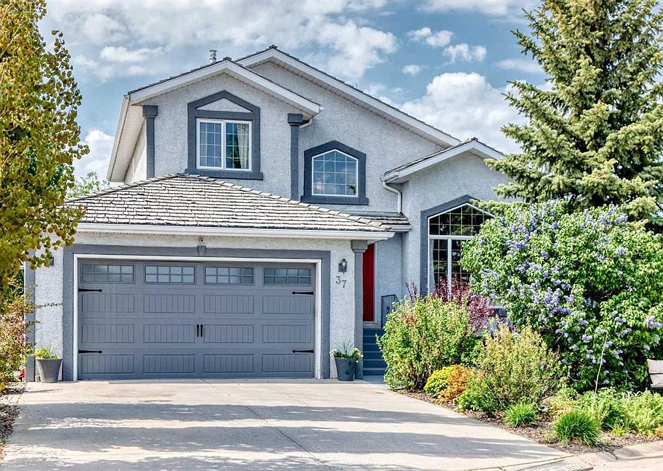 1st image of 37 SE Lakeside Greens Close