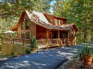 607 Weber Way, Brasstown, NC 28902