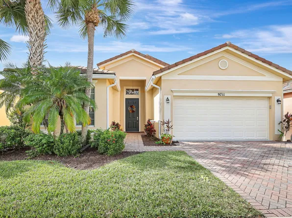 9711 SW Glenbrook Drive, Port St Lucie, FL 34987
