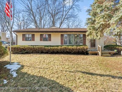 6910 Calson Dr, Lansing, MI, 48911