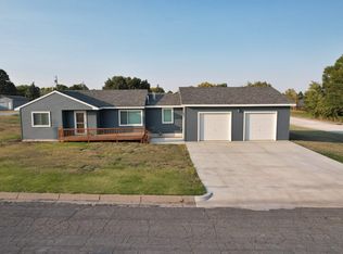 718 Chase Ave, Wakeeney, KS 67672