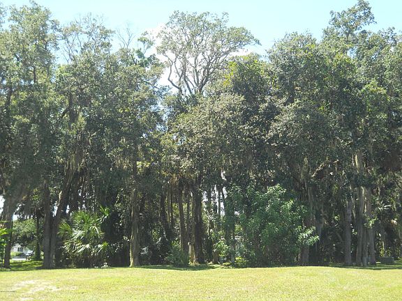 3rd image of 386 Holiday Park Blvd NE