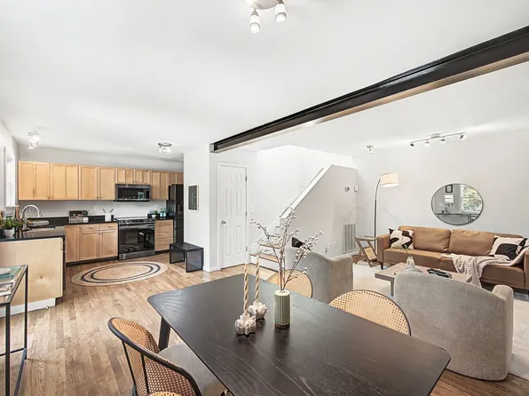 940 Gale Ln APT 127, Nashville, TN 37204