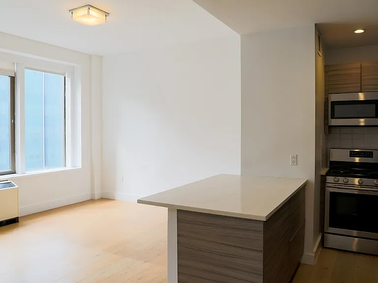 53 Park Pl #3D — Photo 19
