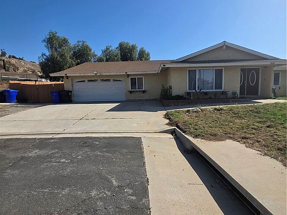 2nd image of 7600 Live Oak Dr