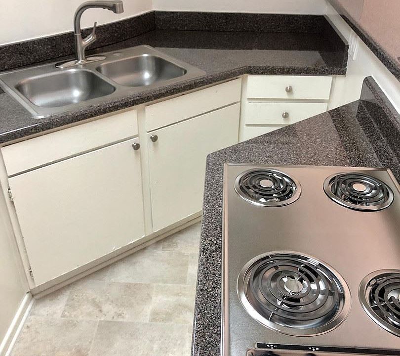 1st image of 5204 Yarmouth Ave #7459126