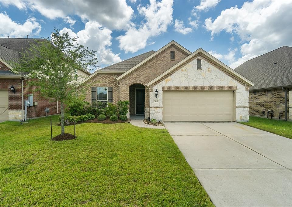 1st image of 3040 Tawakoni Canyon Lane
