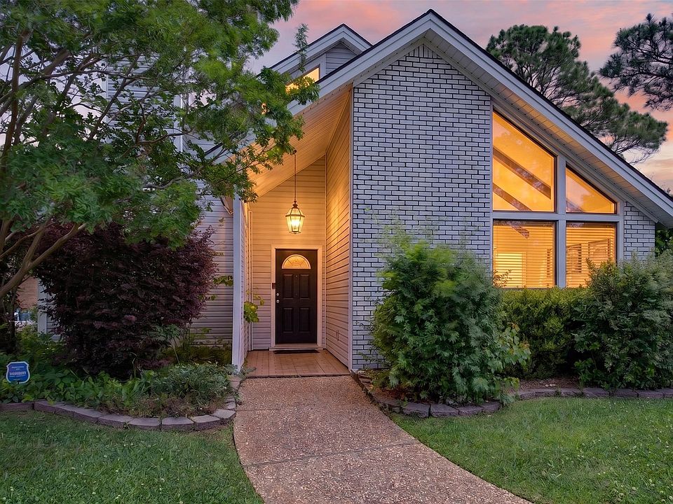 1st image of 401 Edgemont Dr