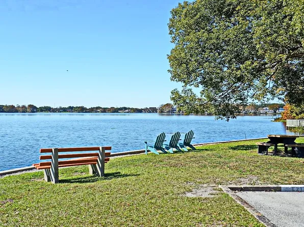 151 N Orlando Ave APT 142, Winter Park, FL 32789
